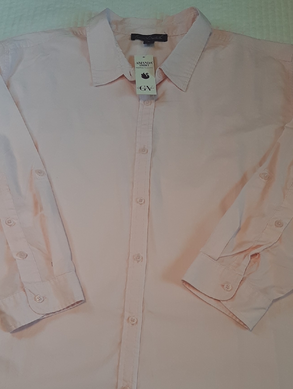 Gloria Vanderbilt Women's 2 XL  Soft Light Pink Button-Front Top New
